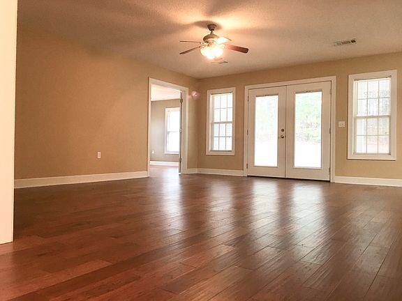 Family Room,