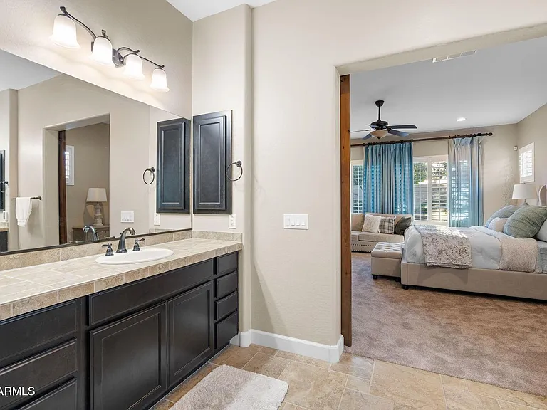 3781 E Chestnut Ln — Photo 34