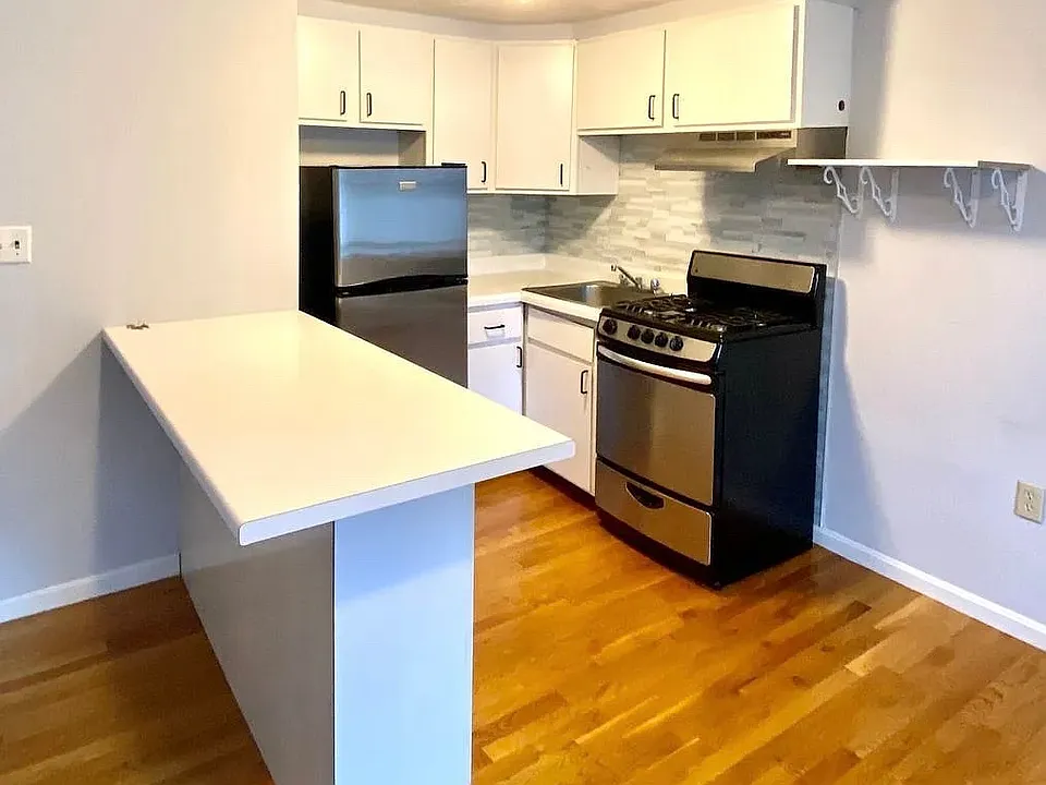 145 Princeton St #2