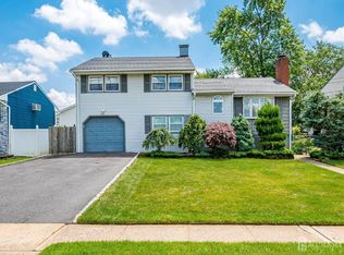 105 Lafayette Rd, Fords, NJ 08863