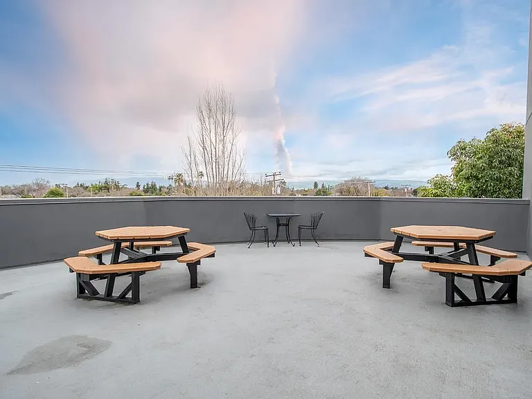 2585 El Camino Real #419 — Photo 34