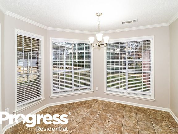 5th image of 9601 Kingsridge Dr