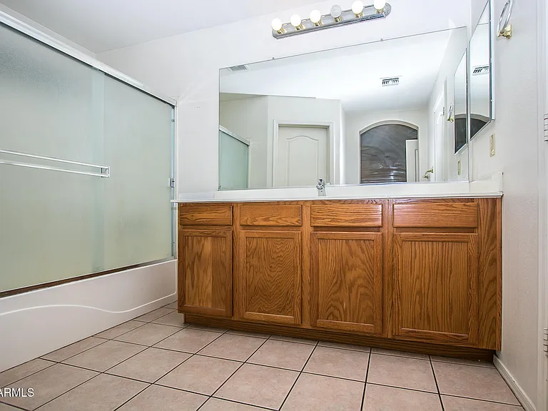 12522 W Grant St — Photo 20