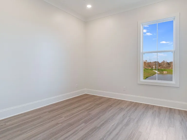 102 Perth Pl — Photo 68