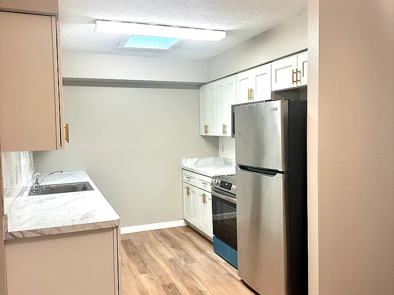 450 Tomoka Ave #215 — Photo 6