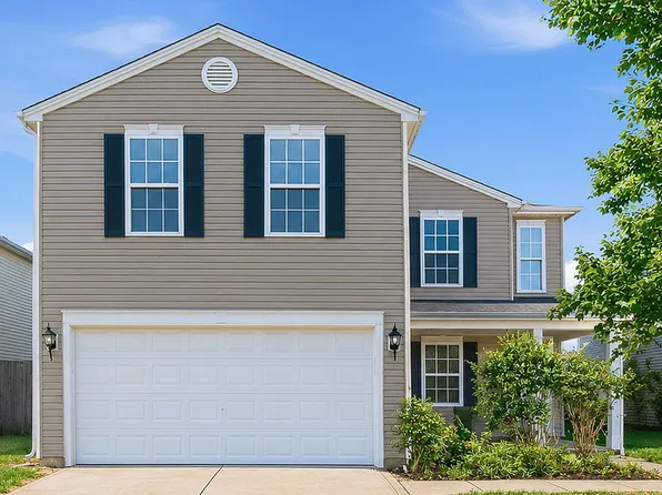 8447 Centenary Dr, Camby, IN 46113