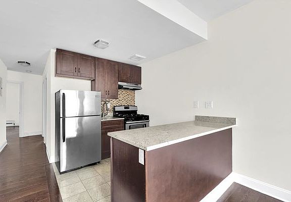 2nd image of 249 E 116th St #4