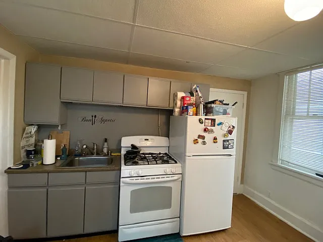 Building Photo - 1320 W Schubert Ave #1F