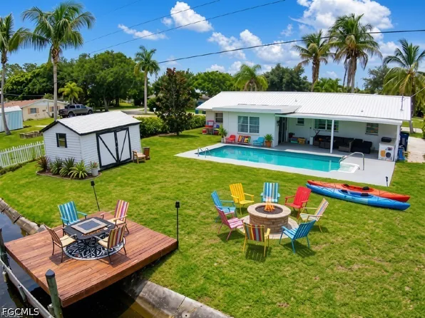 1019 Wyomi Dr, Fort Myers, FL 33919