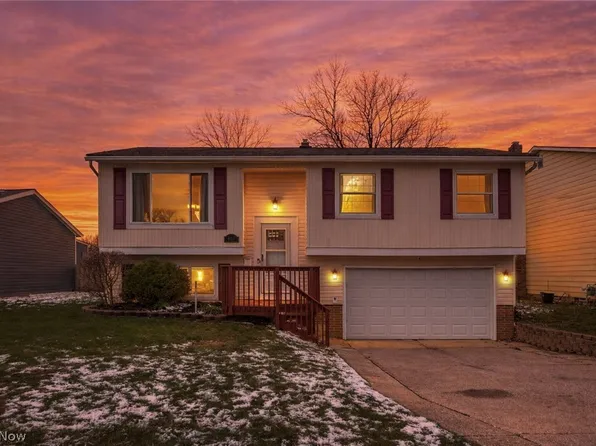 407 Ridgewood Dr, Eastlake, OH 44095