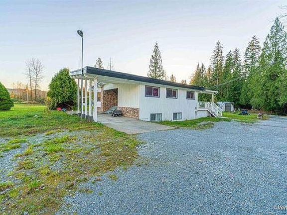 3rd image of 12753 256th St
