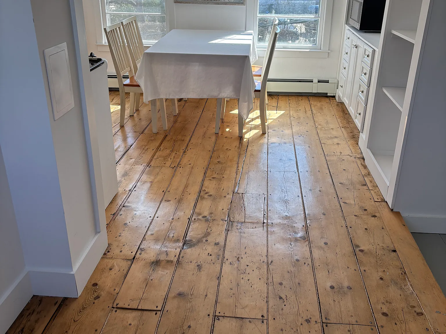 Sag Harbor Village Apartment — Photo 3