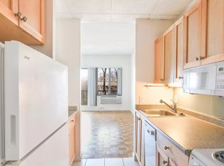 3 Dana Pl, Cambridge, MA 02138