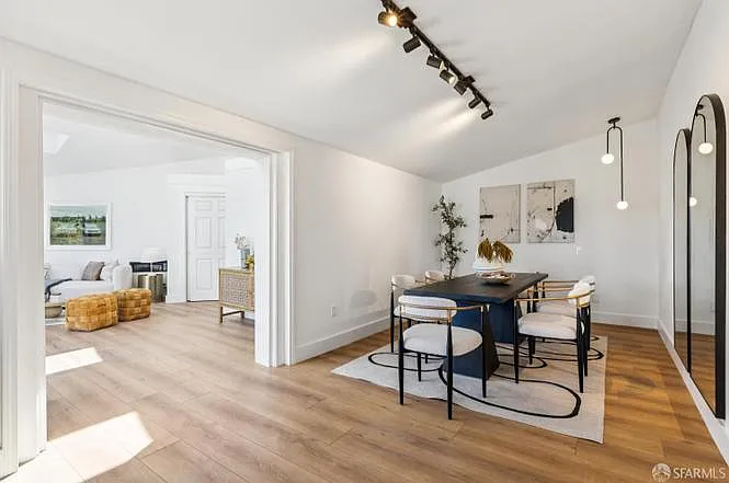 3350 Carlyle Ter — Photo 25