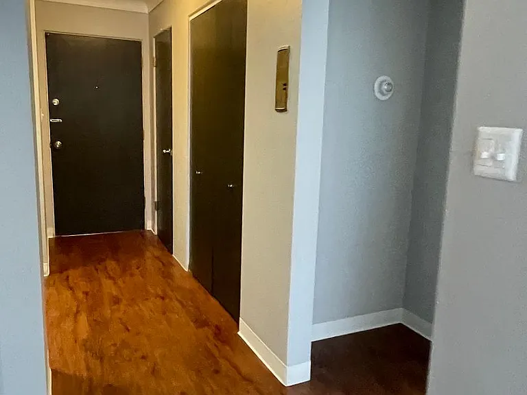 Harvin Apartments — Photo 30