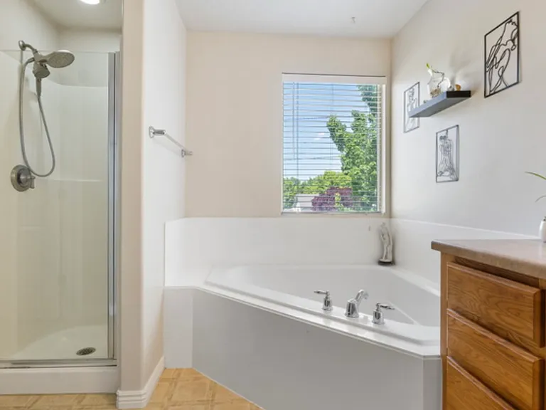 12238 S Madison View Dr — Photo 12