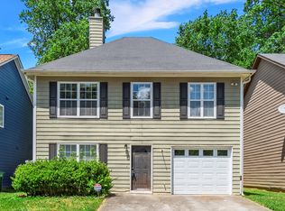2307 Kissing Tree Ln, Lawrenceville, GA 30046
