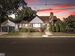 310 Pingree Ave, Ewing, NJ 08618