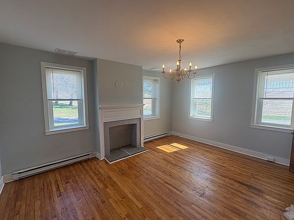 4th image of 4710 Baptist Rd