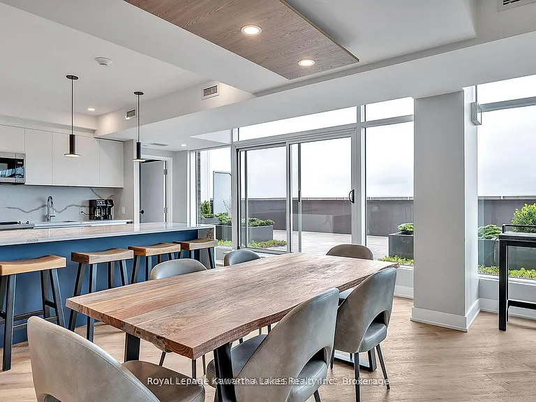 195 Hunter St E #302 — Photo 18