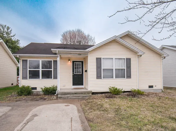 104 E 9th St, Seymour, IN 47274