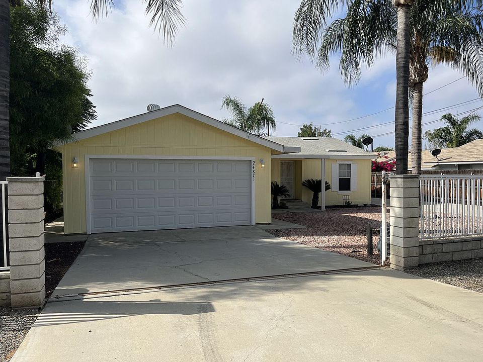 1st image of 24871 Fir Ave