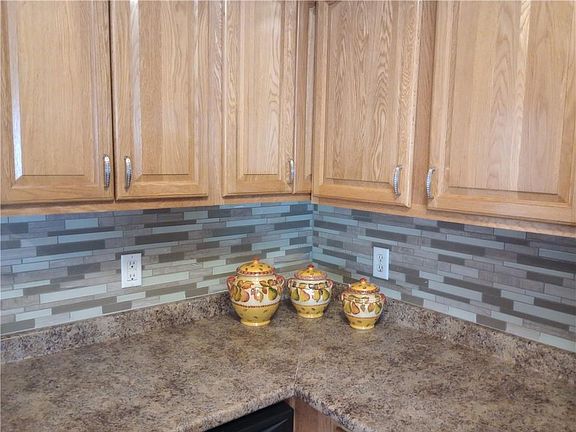 5th image of 10 East St APT 105