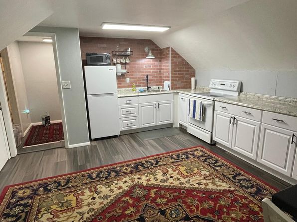 93 Old Salem Pike #3