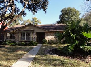 1718 Capstan Rd, Houston, TX 77062