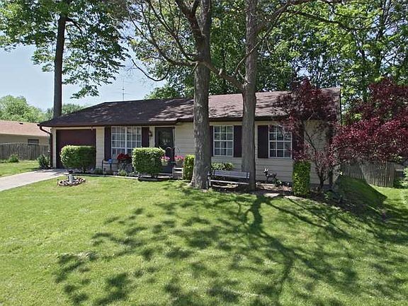 2nd image of 3226 Tempe Dr