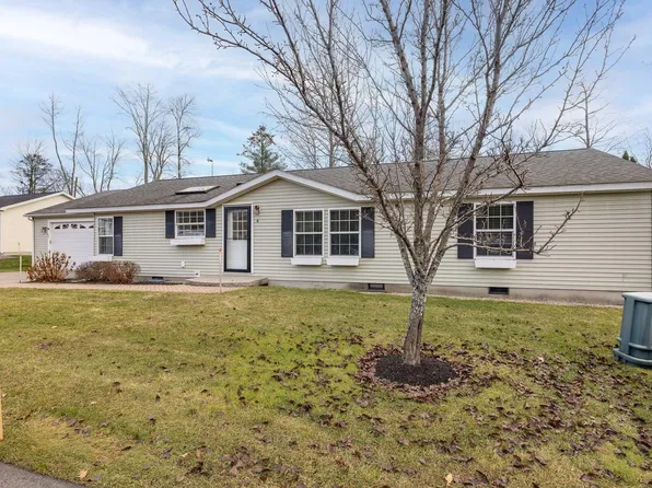 4 Caslyn Drive, Eliot, ME 03903