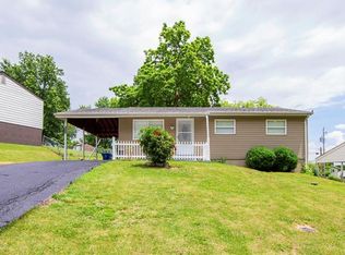 2338 Summit Dr, Arnold, MO 63010