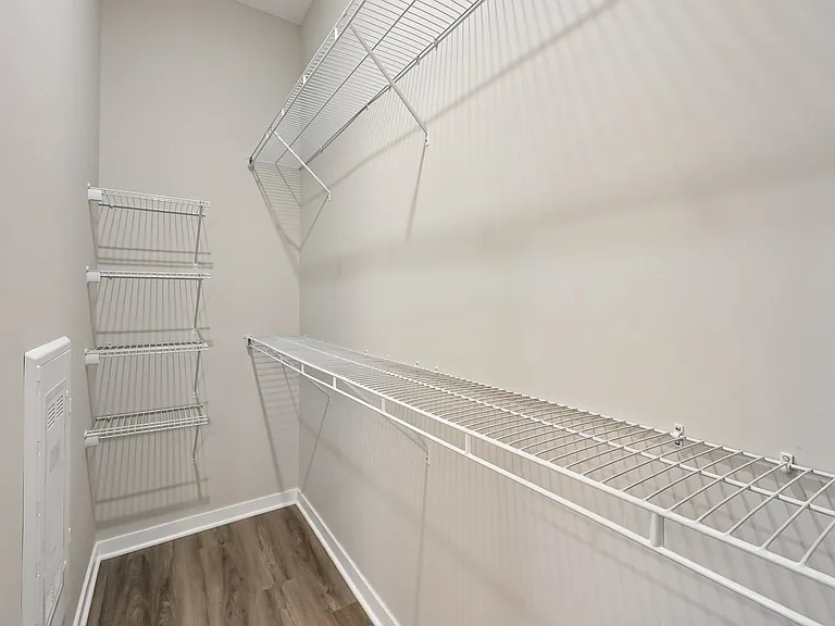 Flats at Sugar Run — Photo 15