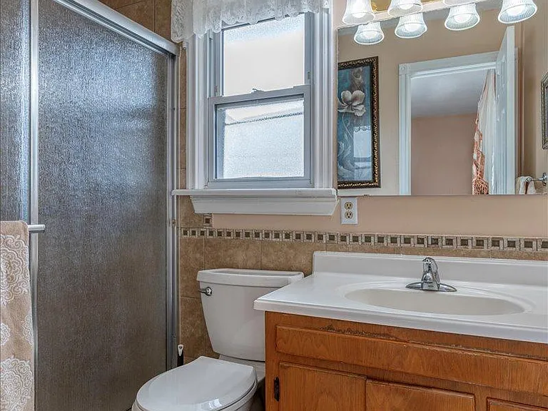 109 Swan Dr — Photo 20