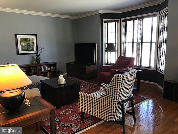 5th image of 1855 Meridian Dr