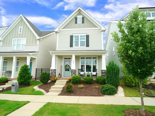 1609 Glazebrook Dr, Wake Forest, NC 27587