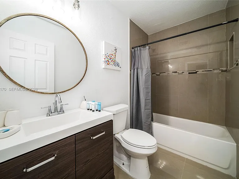 1250 NE 110th St #1250 — Photo 9