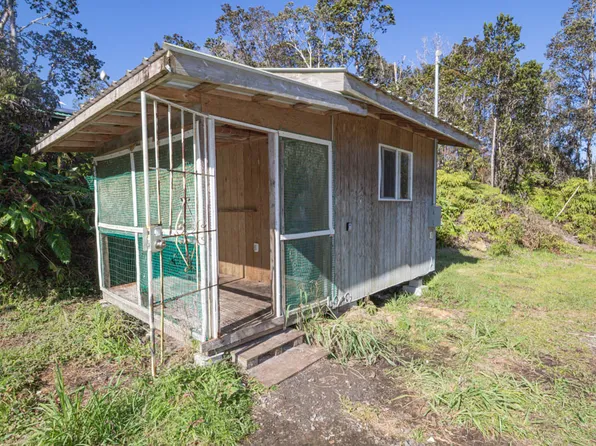 11-3789 6th St, Volcano, HI 96785
