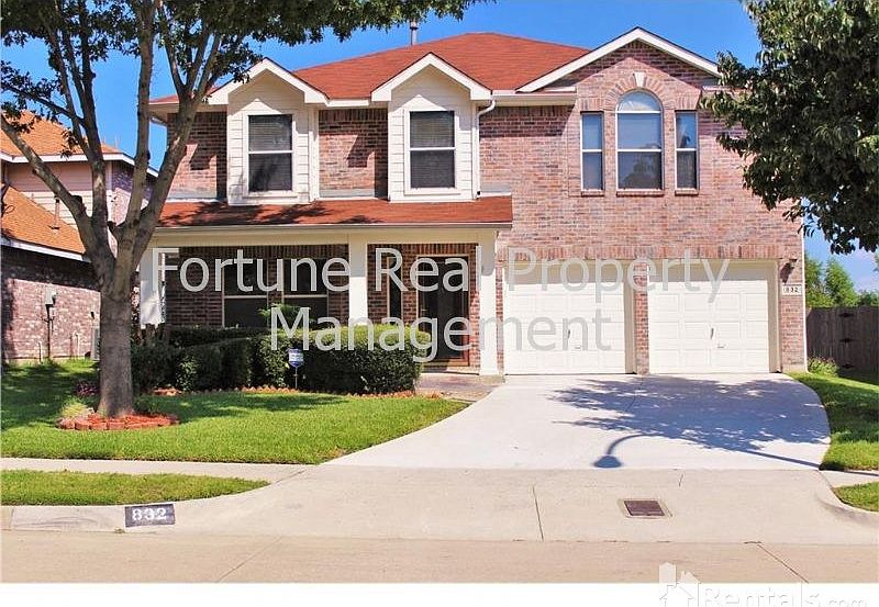 1st image of 832 Jockey Club Ln
