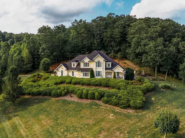 152 Harbor View Dr, Stout, OH 45684