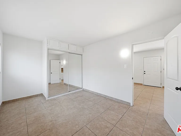 6133 Orchard Ave #B — Photo 4