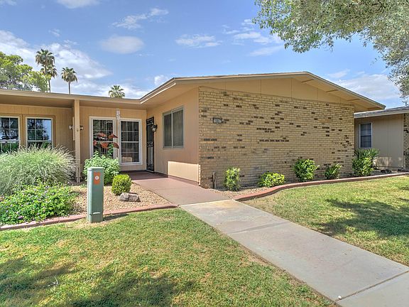 3rd image of 10807 W Thunderbird Blvd
