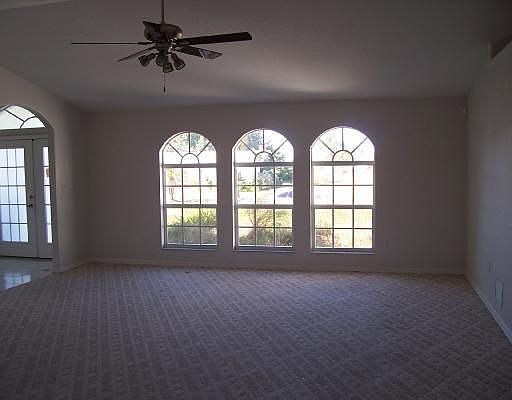 Spacious Family Room