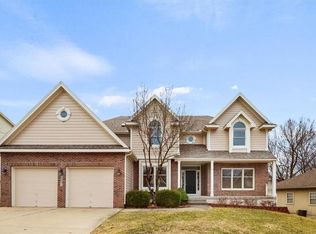 2809 SW Saddlewood Dr, Lees Summit, MO 64081