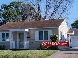 3718 13th Ave, Moline, IL 61265