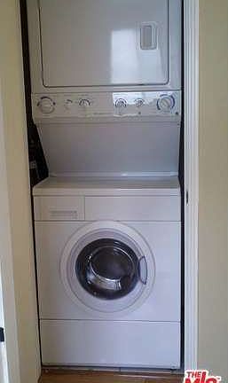 4th image of 1275 N Harper Ave APT 6