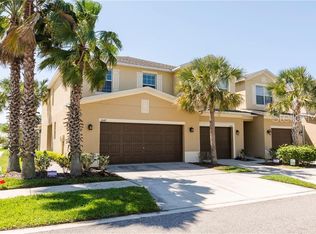 2047 Hawks View Dr, Ruskin, FL 33570