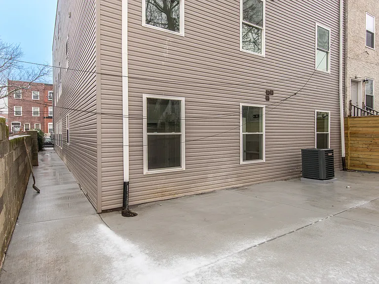 315 N Preston St #101 — Photo 26
