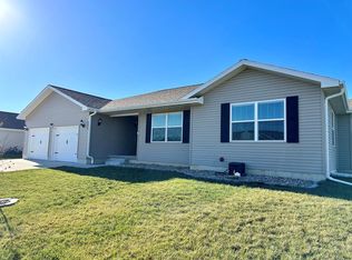 2804 Breezewood Dr, Kirksville, MO 63501