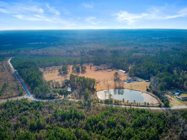 130 Cypress Hill Ln, Moncks Corner, SC 29461